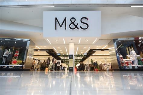 m and s opening times today